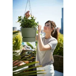 Elho 24cm Leaf Green Greenville Hanging Basket Planter -Hush Arbor Sales 8711904332440 4
